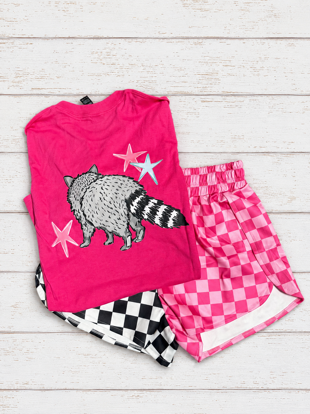 Raccoon tee